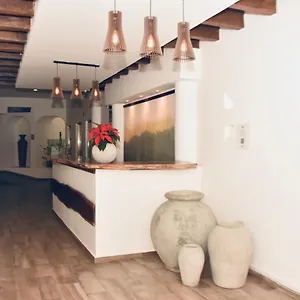 https://luxury-apartment-two.quintano-roohotels.com