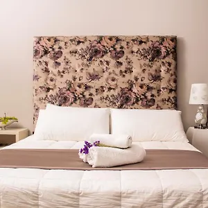 https://vivar-hotel-tirana.hotels-in-tirana.com